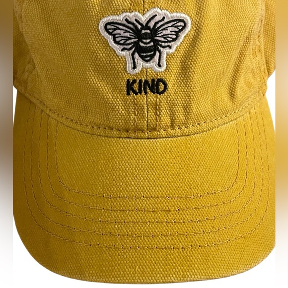 🐝 Yellow 🐝 BE KIND Adjustable Baseball Cap with embroidery. New condition - Picture 7 of 11